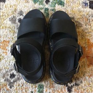 Barely worn Dr. Marten Black strap Sandals